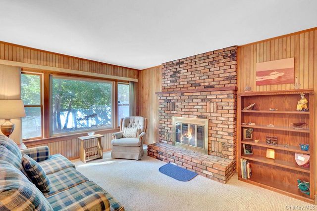 14 Morewood Drive, Smithtown, NY 11787
