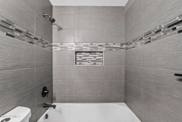 7760 W BONITOS Drive, Phoenix, AZ 85035