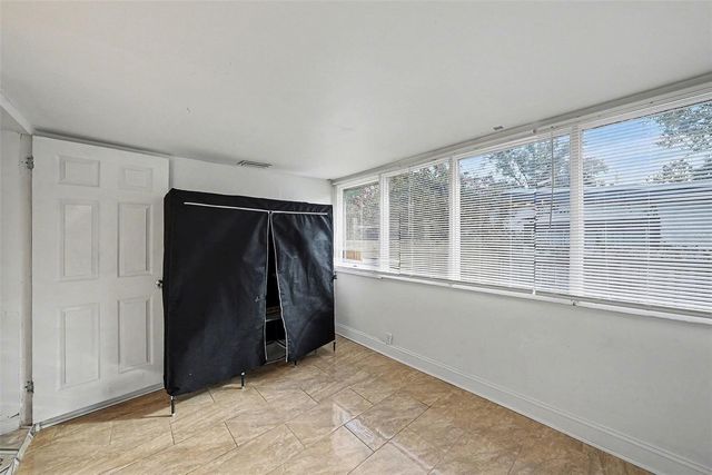 816 W MINNEHAHA STREET B, Tampa, FL 33604