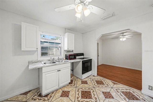 816 W MINNEHAHA STREET B, Tampa, FL 33604