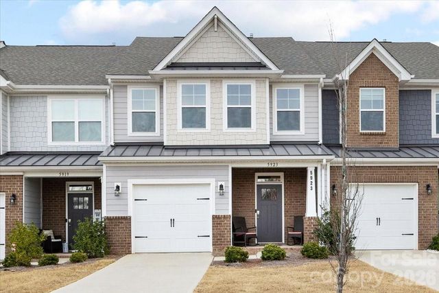 5923 Hampstead Pond Lane, Matthews, NC 28105