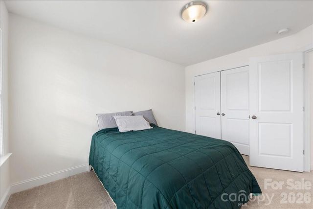 5923 Hampstead Pond Lane, Matthews, NC 28105