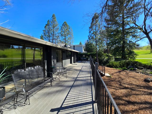 11799 Lake Wildwood Dr, Penn Valley, CA 95946