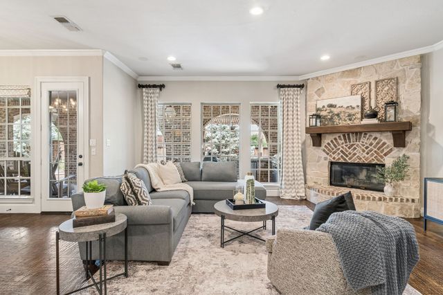 2601 Sir Castor Court, Lewisville, TX 75056