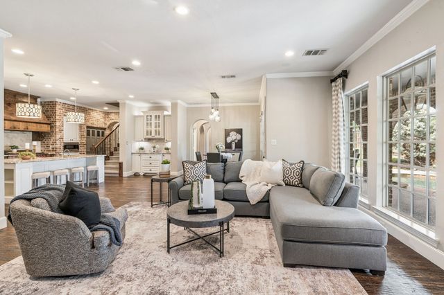 2601 Sir Castor Court, Lewisville, TX 75056