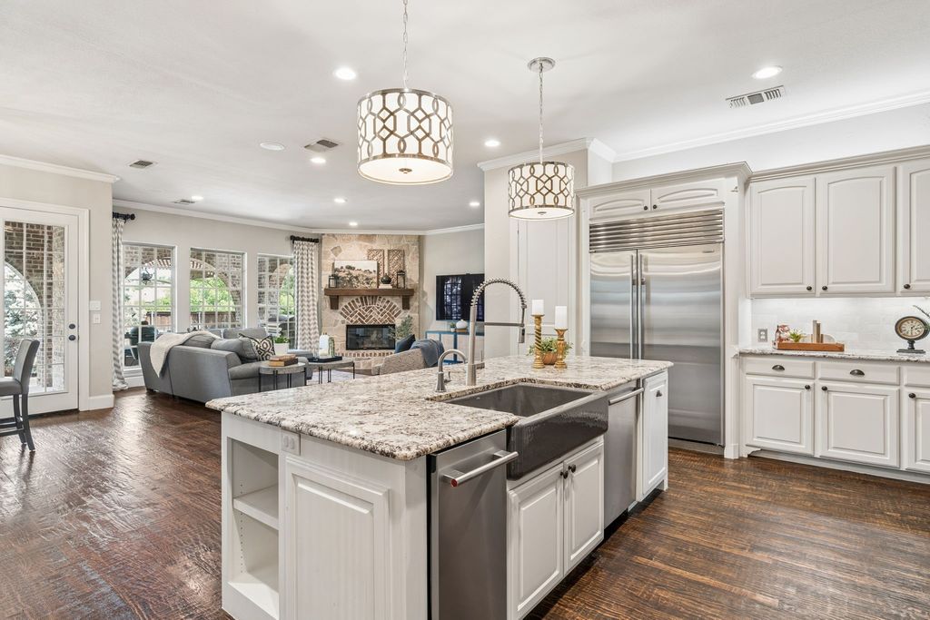 2601 Sir Castor Court, Lewisville, TX 75056