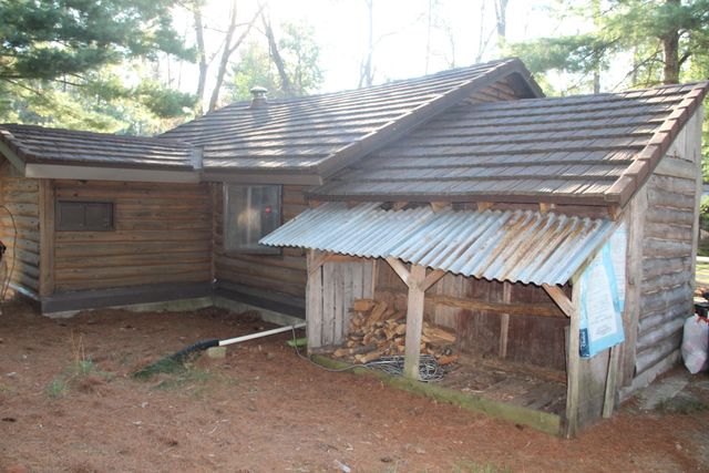 568 E Burke Circle, Cherry Valley Twp, MI 49304