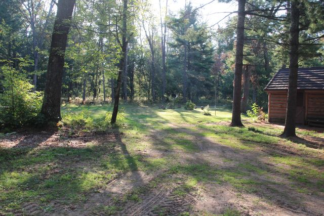 568 E Burke Circle, Cherry Valley Twp, MI 49304