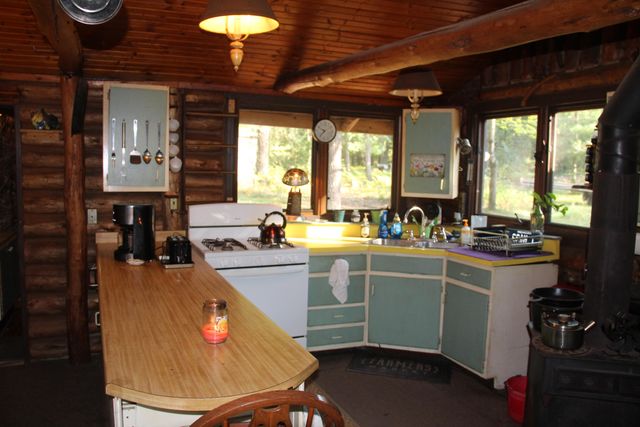 568 E Burke Circle, Cherry Valley Twp, MI 49304