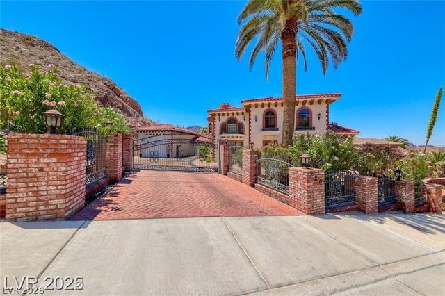 220 Hallett Cove, Boulder City, NV 89005