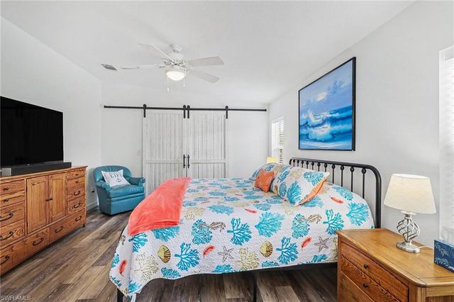 17550 Canal Cove CT, Fort Myers Beach, FL 33931