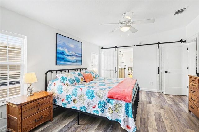 17550 Canal Cove CT, Fort Myers Beach, FL 33931