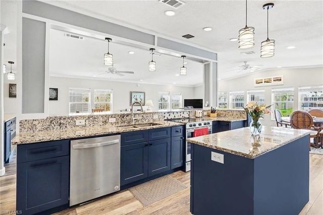 17550 Canal Cove CT, Fort Myers Beach, FL 33931
