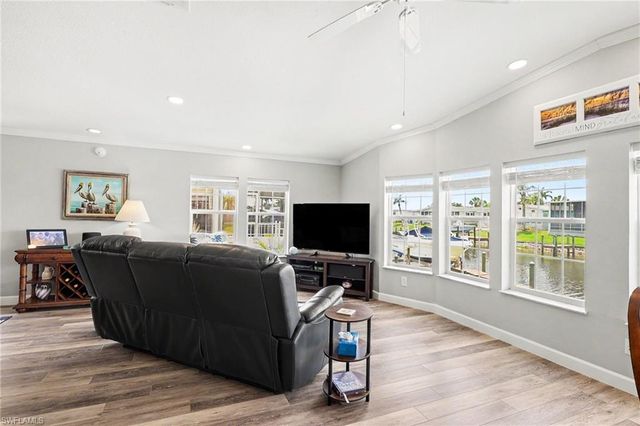 17550 Canal Cove CT, Fort Myers Beach, FL 33931
