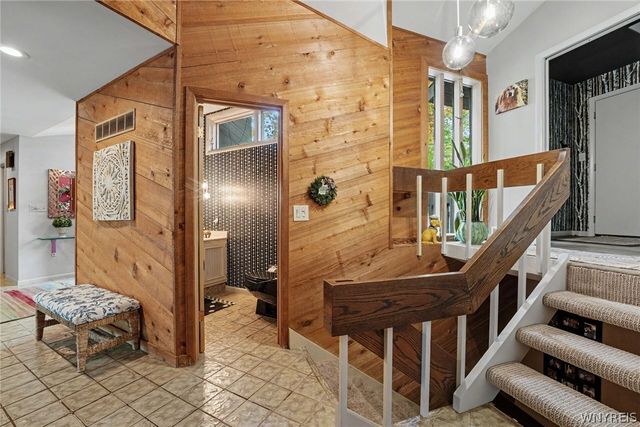 4 Brompton Woods, Amherst, NY 14221