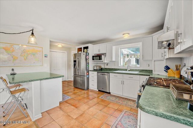 89 Campbell Street, Red Bank, NJ 07701
