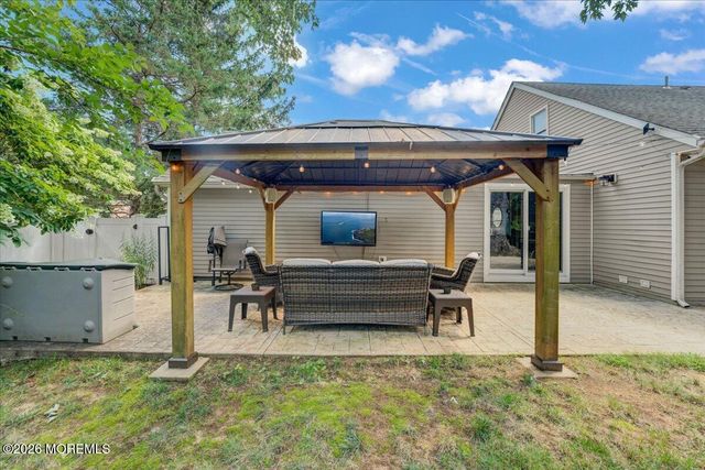 89 Campbell Street, Red Bank, NJ 07701