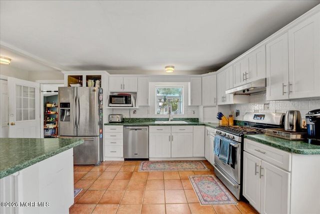 89 Campbell Street, Red Bank, NJ 07701