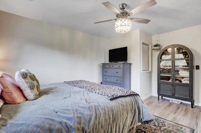 23944 Oakmont Way, Auburn, CA 95602