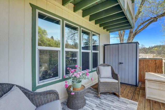 23944 Oakmont Way, Auburn, CA 95602