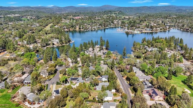 23944 Oakmont Way, Auburn, CA 95602
