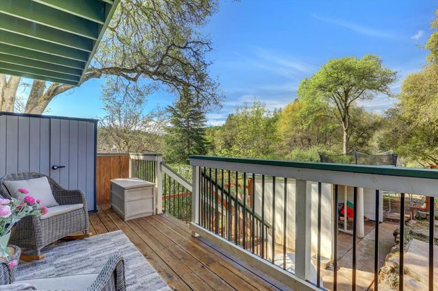 23944 Oakmont Way, Auburn, CA 95602