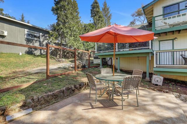 23944 Oakmont Way, Auburn, CA 95602