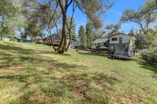 23944 Oakmont Way, Auburn, CA 95602