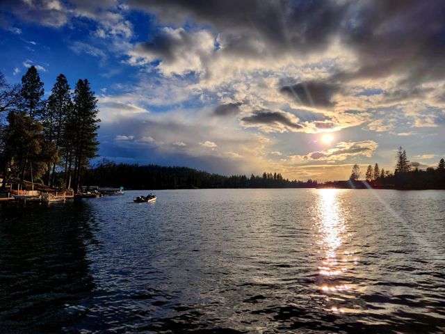 23944 Oakmont Way, Auburn, CA 95602