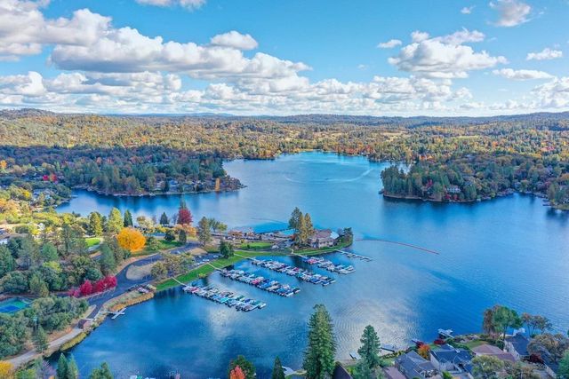 23944 Oakmont Way, Auburn, CA 95602