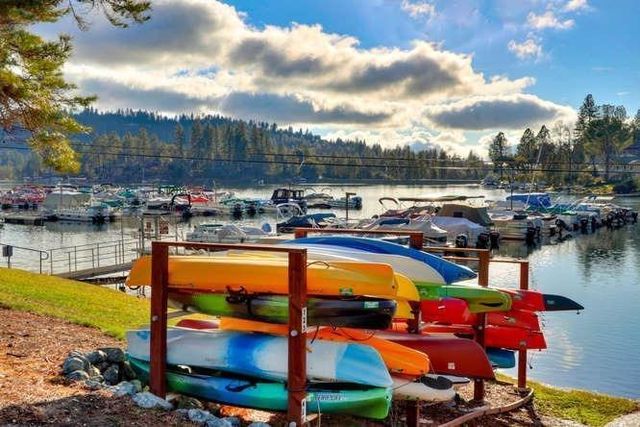 23944 Oakmont Way, Auburn, CA 95602