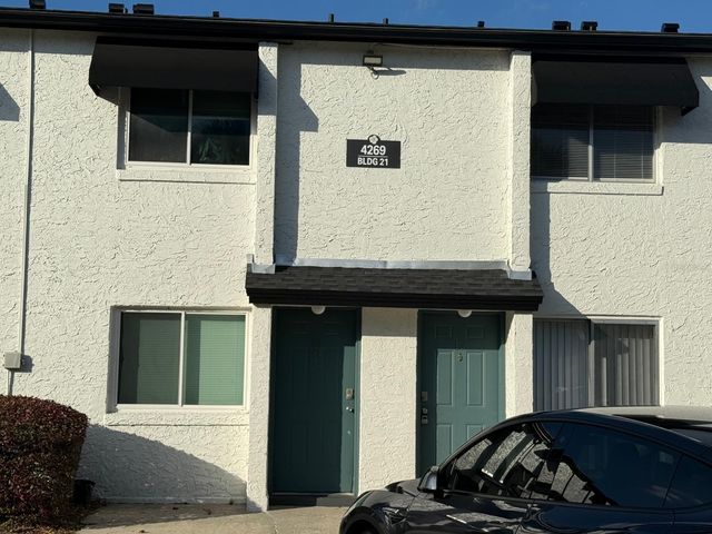 4269 S SEMORAN BOULEVARD 17, Orlando, FL 32822