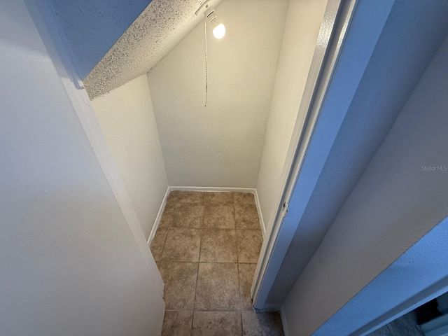 4269 S SEMORAN BOULEVARD 17, Orlando, FL 32822