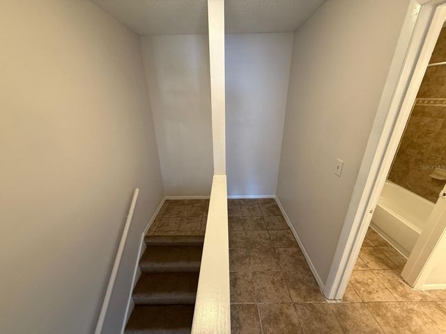 4269 S SEMORAN BOULEVARD 17, Orlando, FL 32822