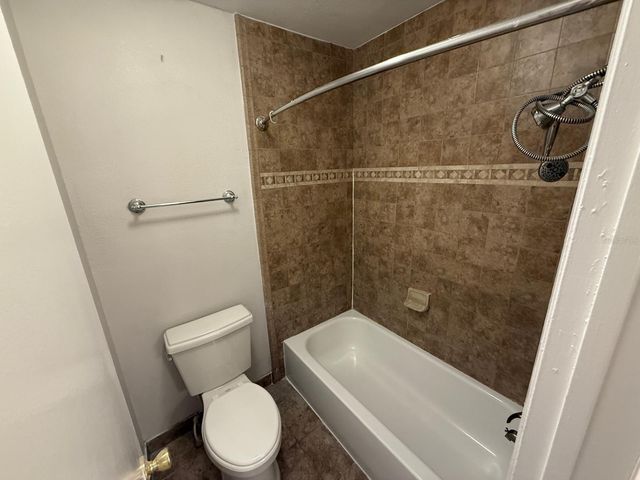 4269 S SEMORAN BOULEVARD 17, Orlando, FL 32822