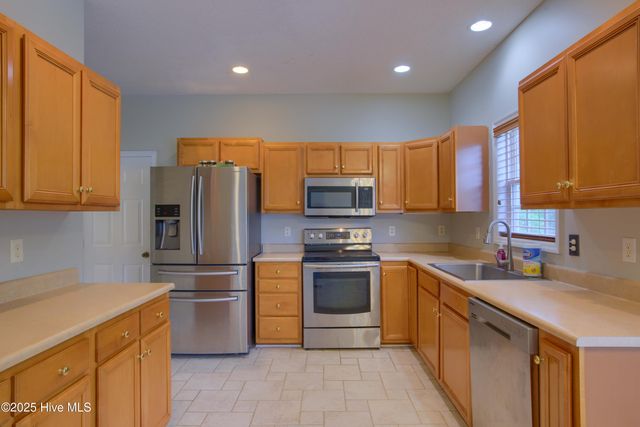 109 Little Current Lane, Sneads Ferry, NC 28460