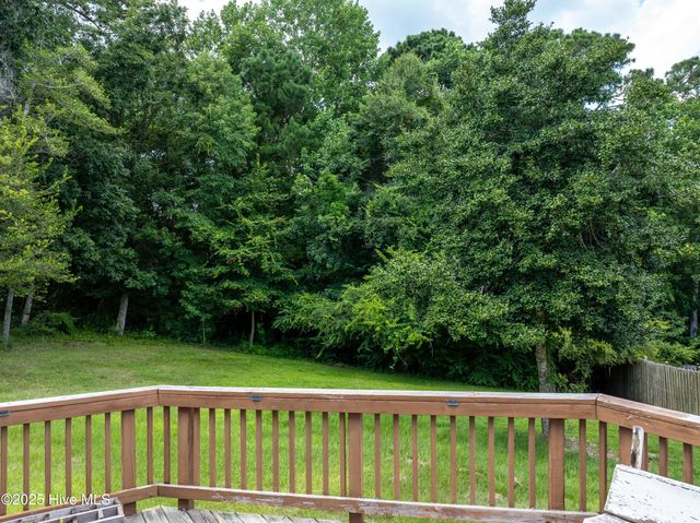 109 Little Current Lane, Sneads Ferry, NC 28460