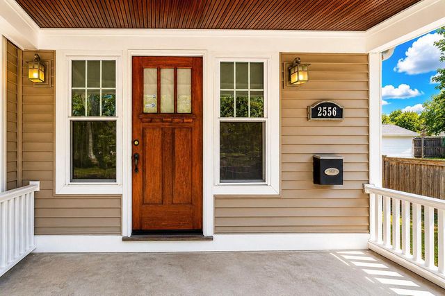 2556 S Logan AVENUE, Milwaukee, WI 53207