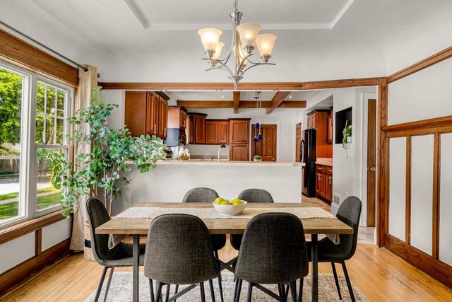 2556 S Logan AVENUE, Milwaukee, WI 53207