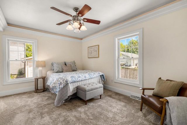 2556 S Logan AVENUE, Milwaukee, WI 53207