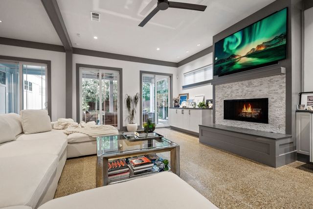 2014 Lakeland Drive, Dallas, TX 75218