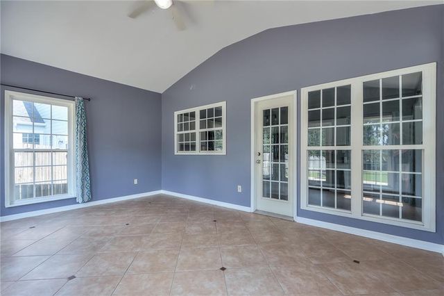 112 Towey Trail, Woodstock, GA 30188