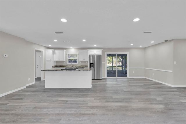 855 S. Holmes Blvd., St Augustine, FL 32084