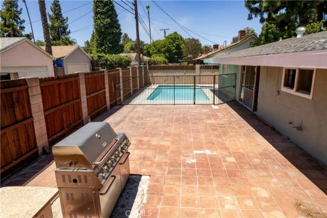 19808 Londelius Street, Northridge, CA 91324