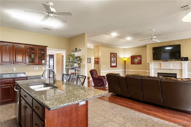 10458 Sunnyland, Tuscaloosa, AL 35405