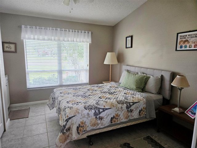 4236 PRO AM AVE E, Bradenton, FL 34203