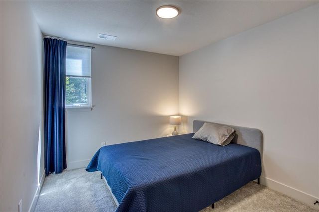 4334 Forest Avenue, Kansas City, MO 64110