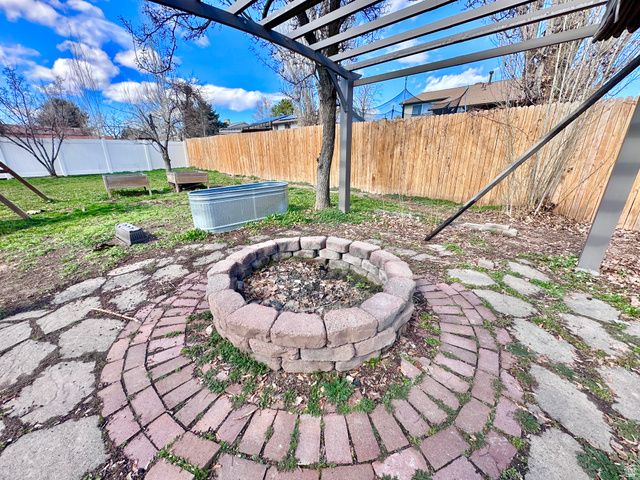 1498 W 1850 N, Layton, UT 84041