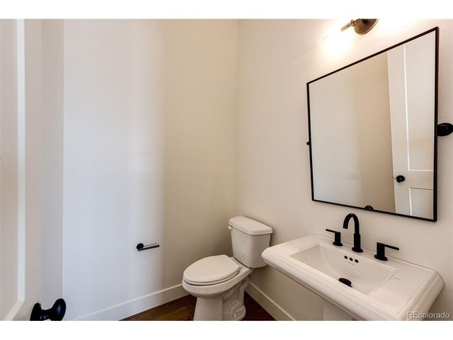 65960 E Evans Pl, Byers, CO 80103