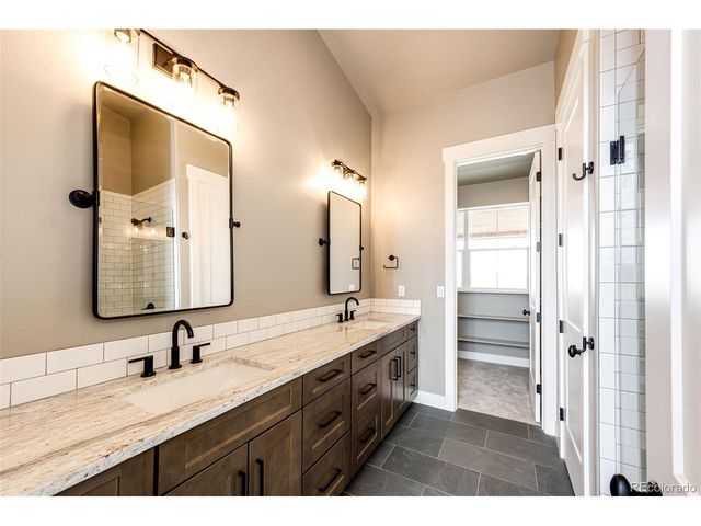 65960 E Evans Pl, Byers, CO 80103